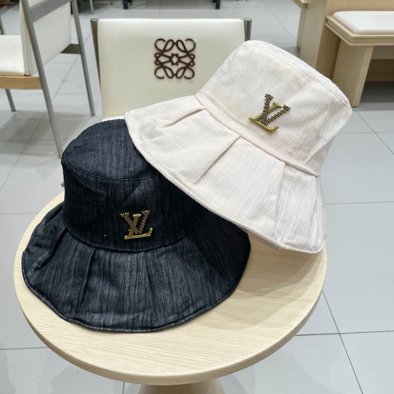 LV hat 051708